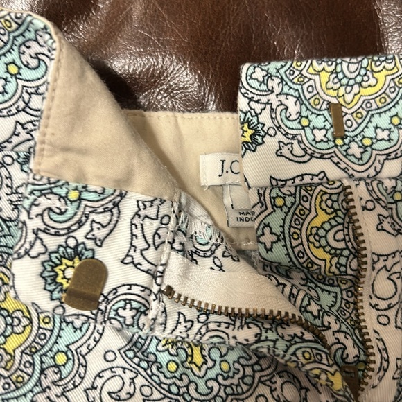 J Crew Paisley Short Cotton Shorts, size 2 - Picture 3 of 4